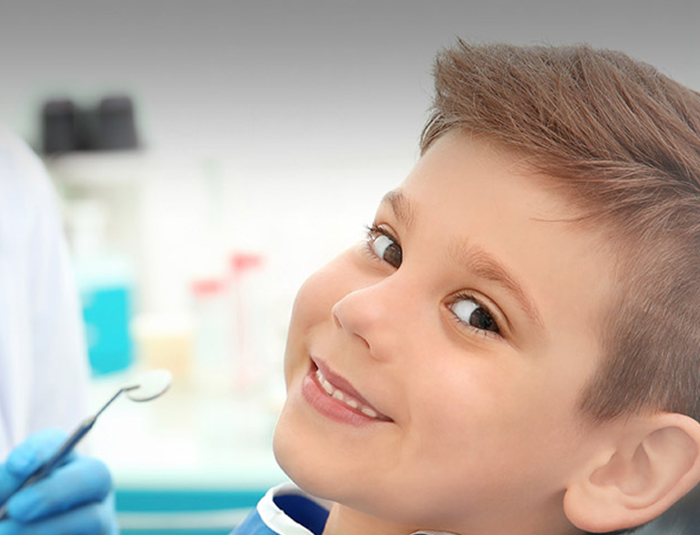 جرم‌ گیری دندان کودکان