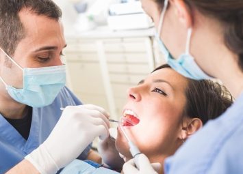 جراحی لثه در منطقه 10